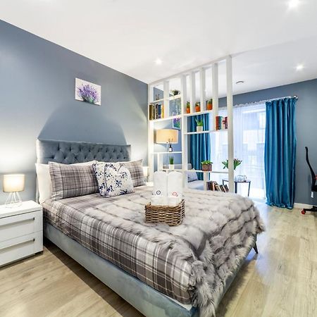 Private Double Bd With Optional Balcony, 15 Mins To London Cc Lägenhet Exteriör bild